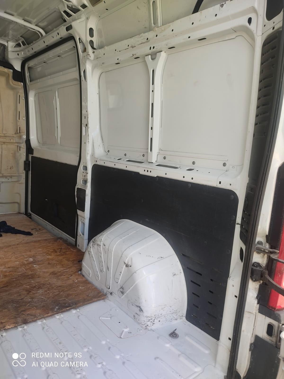 Peugeot Boxer 2.2 CV131