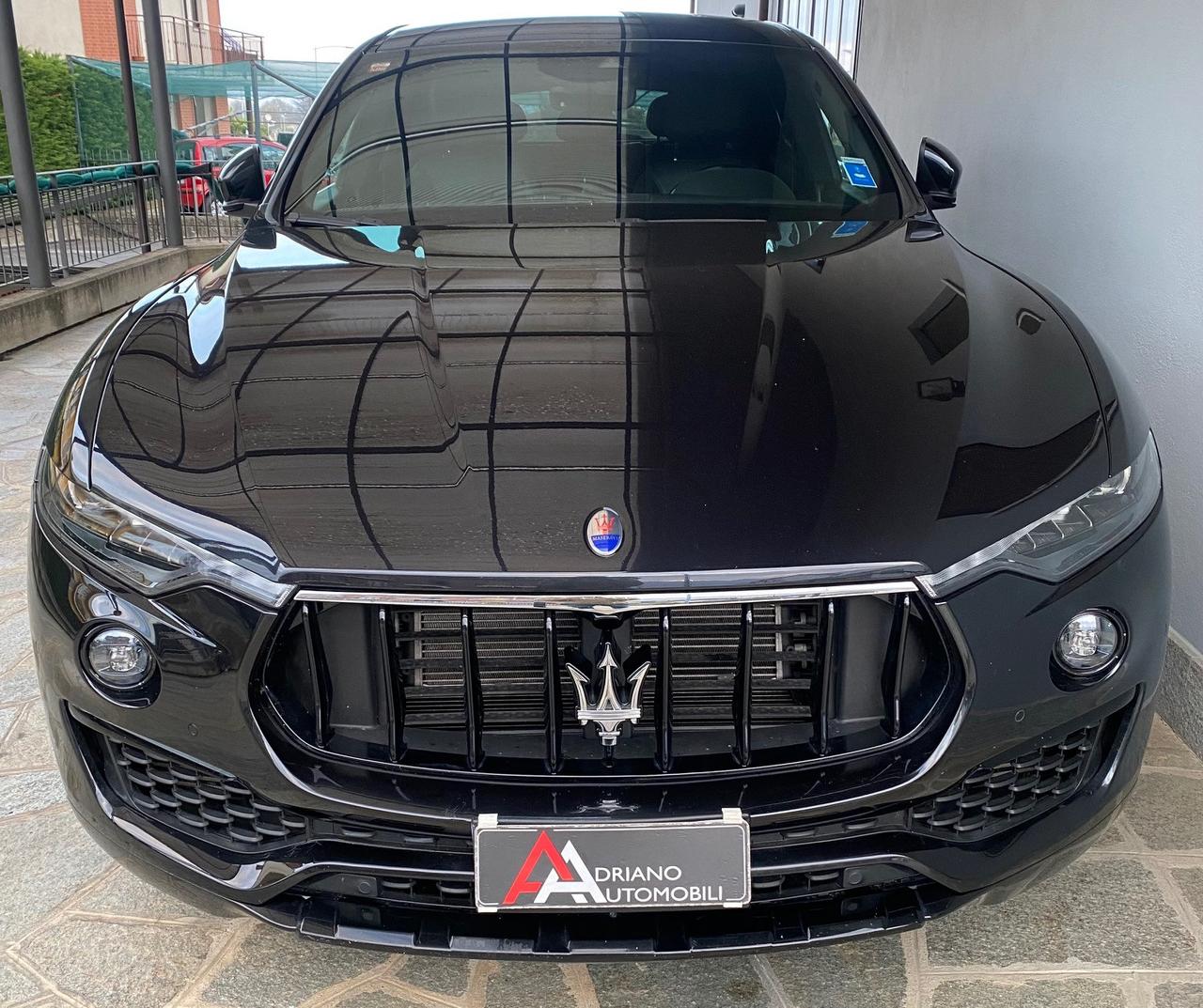 Maserati Levante 3.0 V6 Granlusso 275cv auto my20
