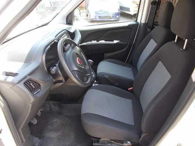 Fiat Doblò 1.6 Mjtd isotermico strada/rete