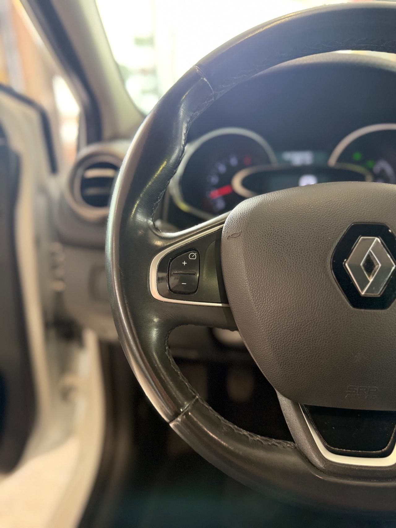 Renault Clio Sporter dCi 8V 75CV Energy Intens 12/2016 EURO 6B NEOPATENTATI