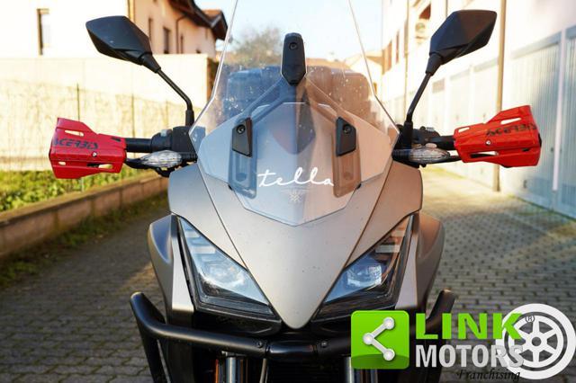 MOTO MORINI X-Cape 650 - 2023 - UNIPROPRIETARIO SOLO 3400 KM + ACCESSORI