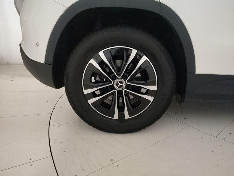 Mercedes-Benz GLA 180 Progressive Advanced auto