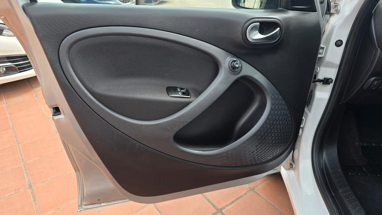 Smart ForFour 70 1.0 Passion