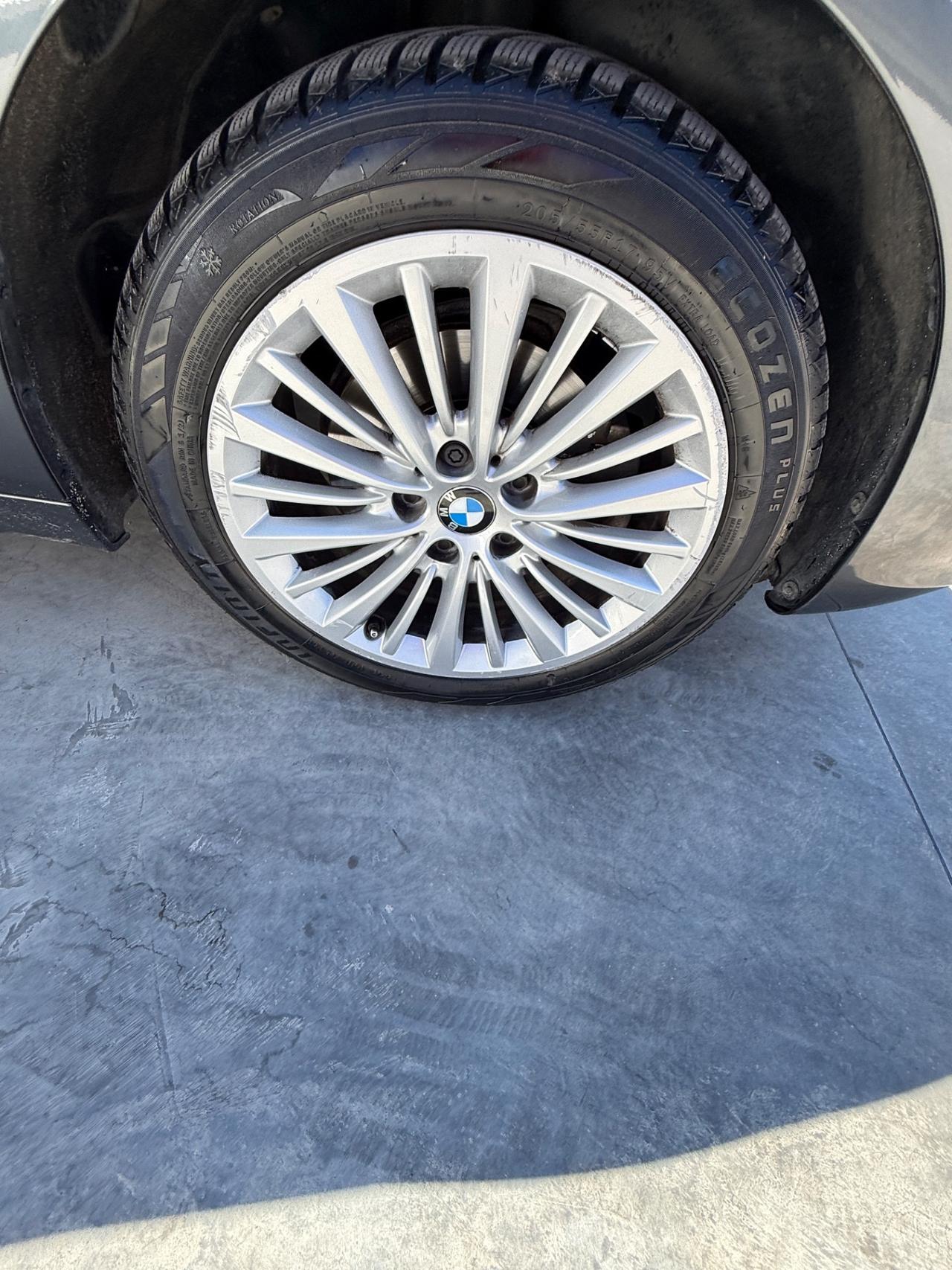 Bmw 2er Active Tourer 216d Luxury