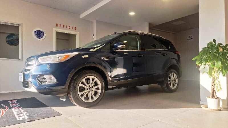 Ford Kuga 1.5 TDCI 120 CV S&S 2WD Titanium