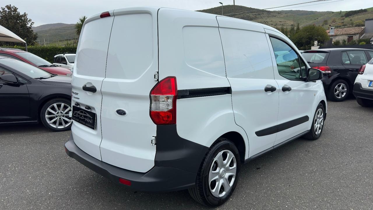 Ford Transit Courier 1.5 TDCi 75CV Van Trend