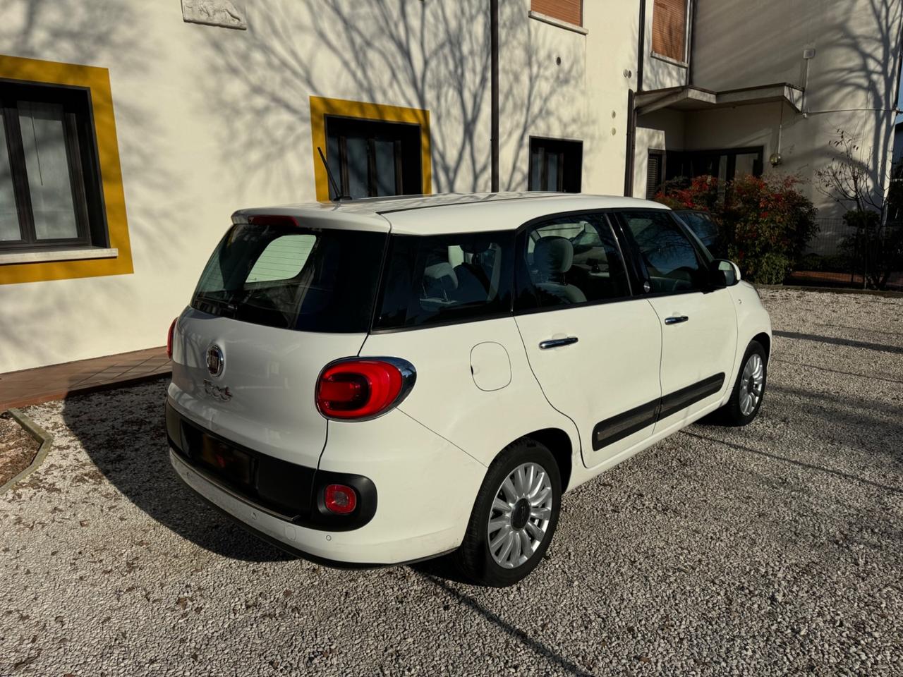 Fiat 500L LIVING 1.6 MJT 120cv Lounge UniProp