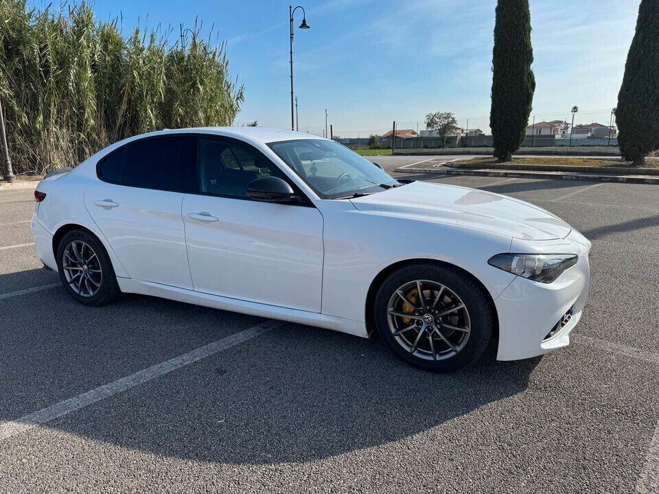 Alfa Romeo Giulia 2.2 Turbodiesel 150 CV