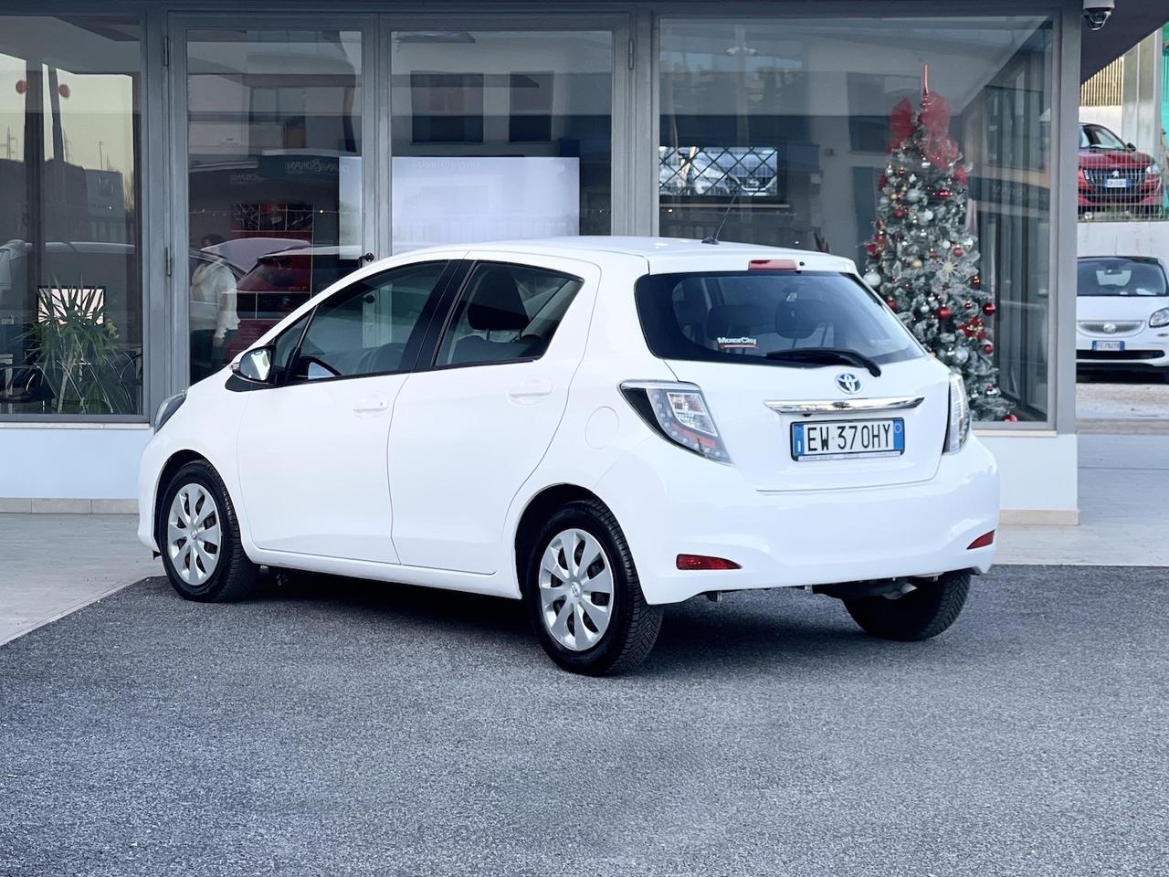 Toyota Yaris 1.5 Hybrid 75CV Automatica E5 Neo - 2014