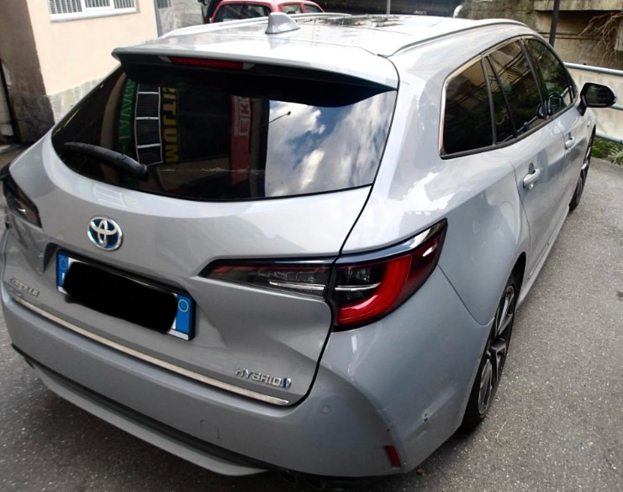 Toyota Corolla Touring Sports 2.0 Hybrid Lounge
