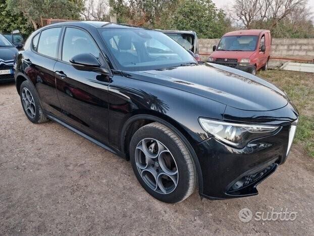 Alfa Romeo Stelvio 2.2 160 CV AT8 Business - 2022