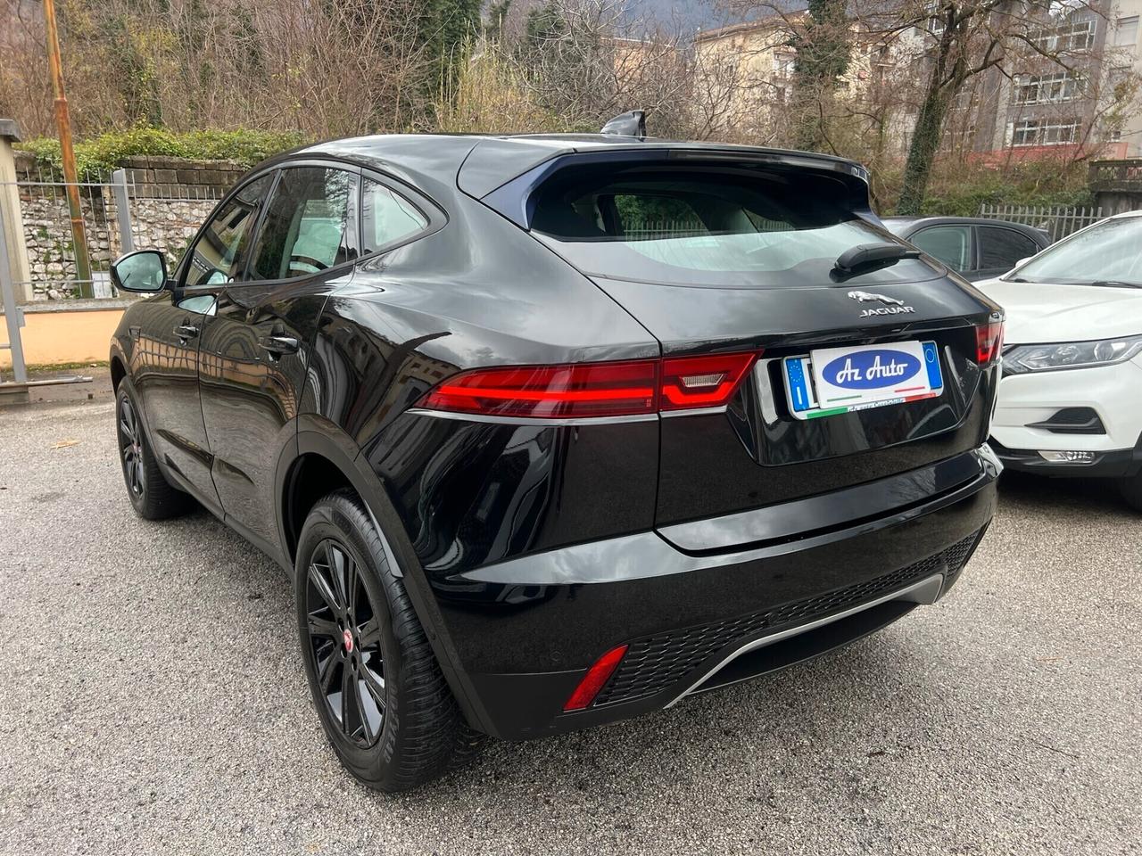 Jaguar E-Pace 2.0D 150 CV AWD EDITION BLACK FULL