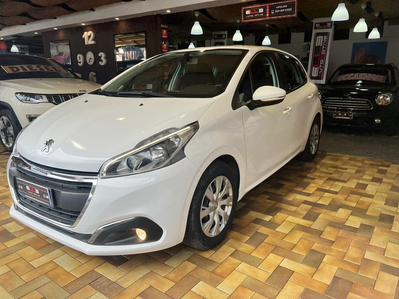 Peugeot 208 1.4 HDi 68 CV 5 NEOPATENTATO