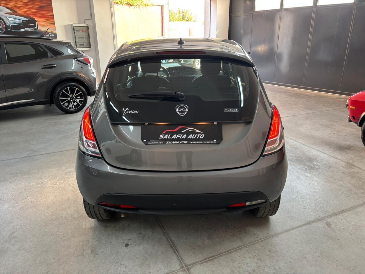 Lancia Ypsilon 1.0 FireFly 5 porte S&S Hybrid Silver Plus