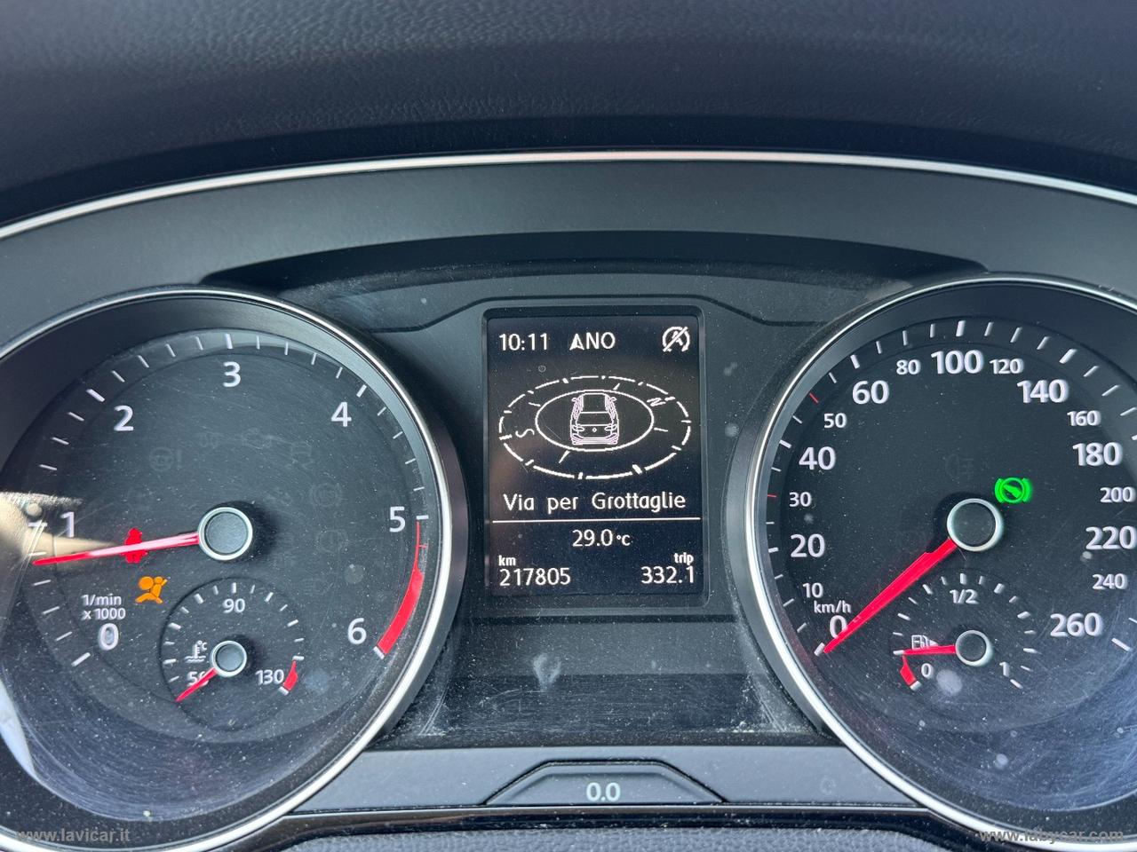 VOLKSWAGEN Passat Variant 2.0 TDI DSG Business BMT