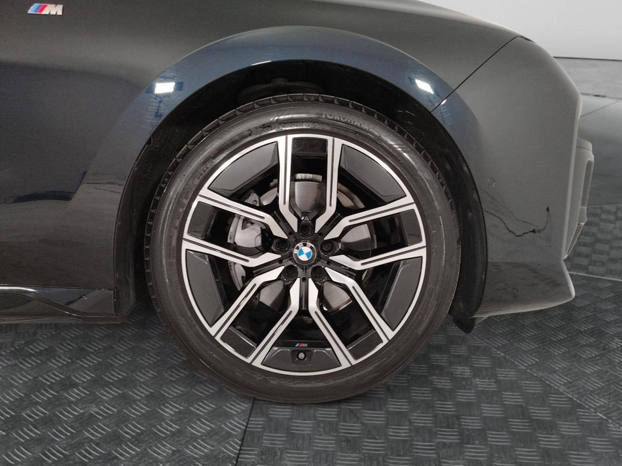 BMW Serie 7 740d xDrive mhev MSport
