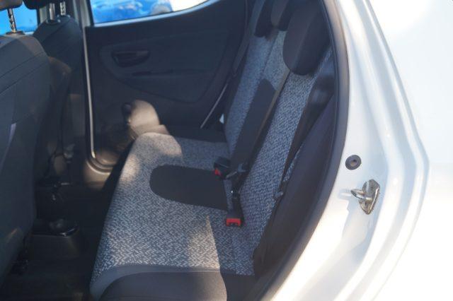 LANCIA Ypsilon 1.0 FireFly 5 porte S&S Hybrid Ecochic Silver