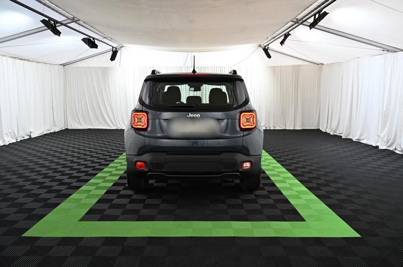 Jeep Renegade 1.5 Turbo T4 MHEV Summit