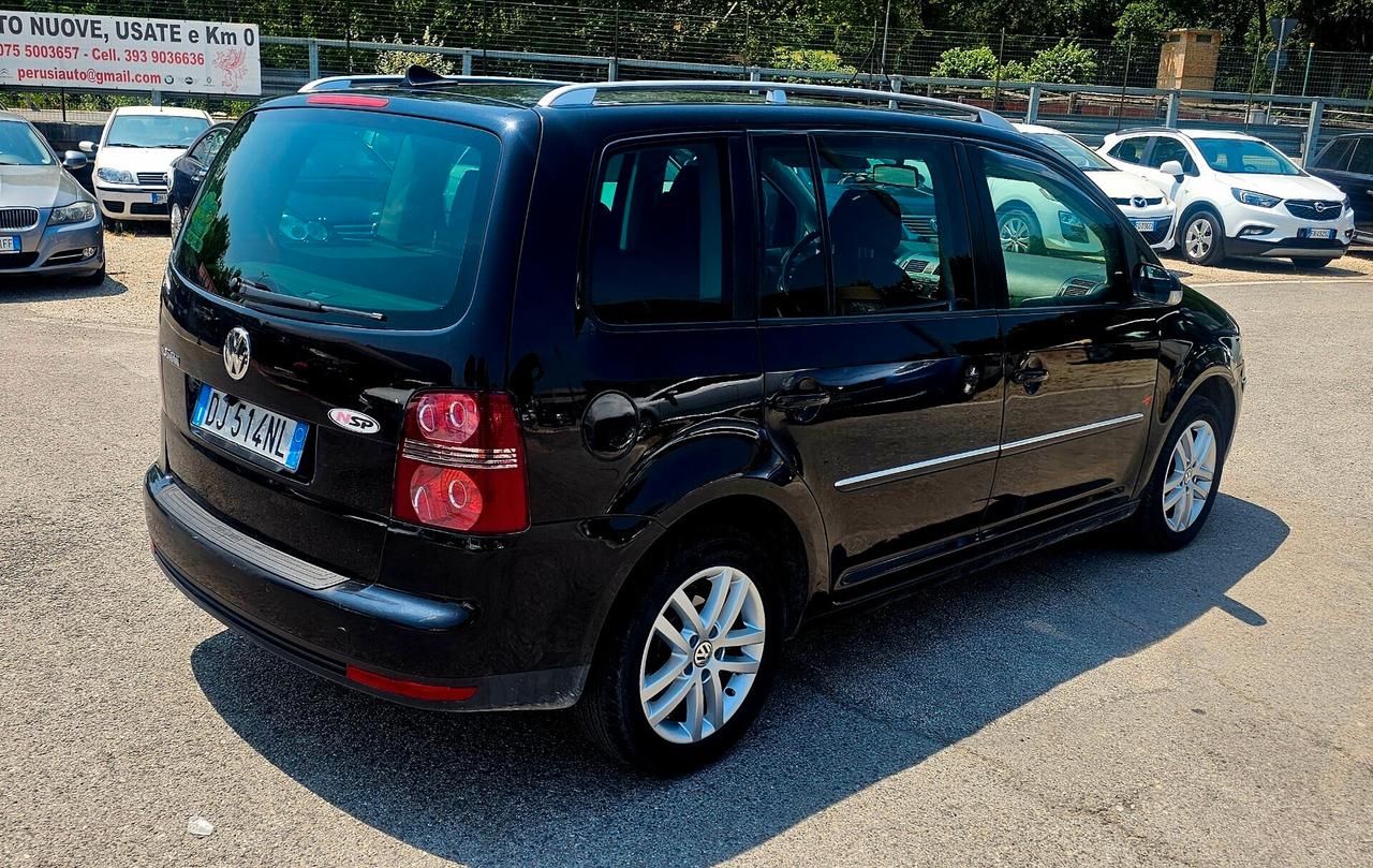 Volkswagen Touran 7 posti 2.0 16V TDI Highline