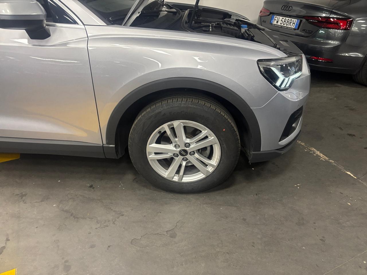 AUDI Q3 II 2018 - Q3 35 1.5 tfsi mhev Business s-tronic