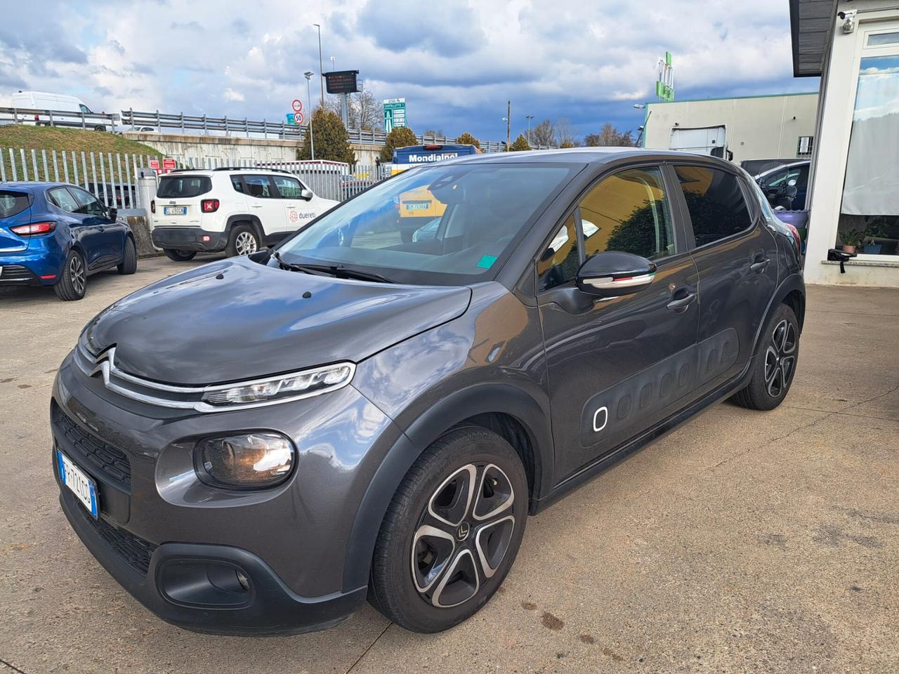 Citroen C3 1.2 PureTech 82 GPL Shine