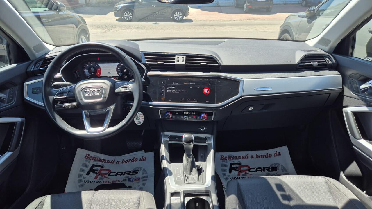 Audi Q3 35 TDI S tronic Business