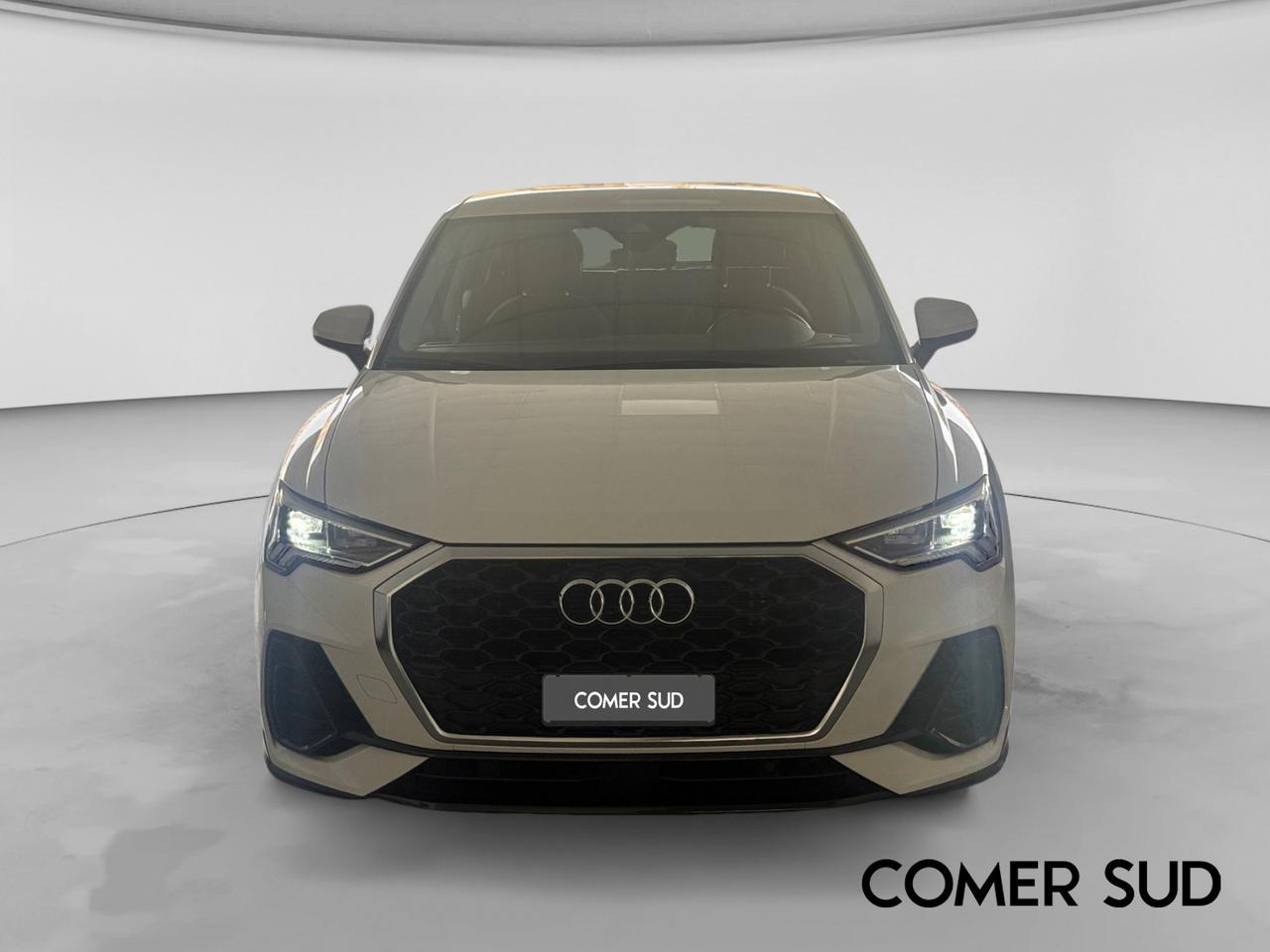 AUDI Q3 I 2019 Sportback - Q3 Sportback 35 2.0 tdi Business Plus