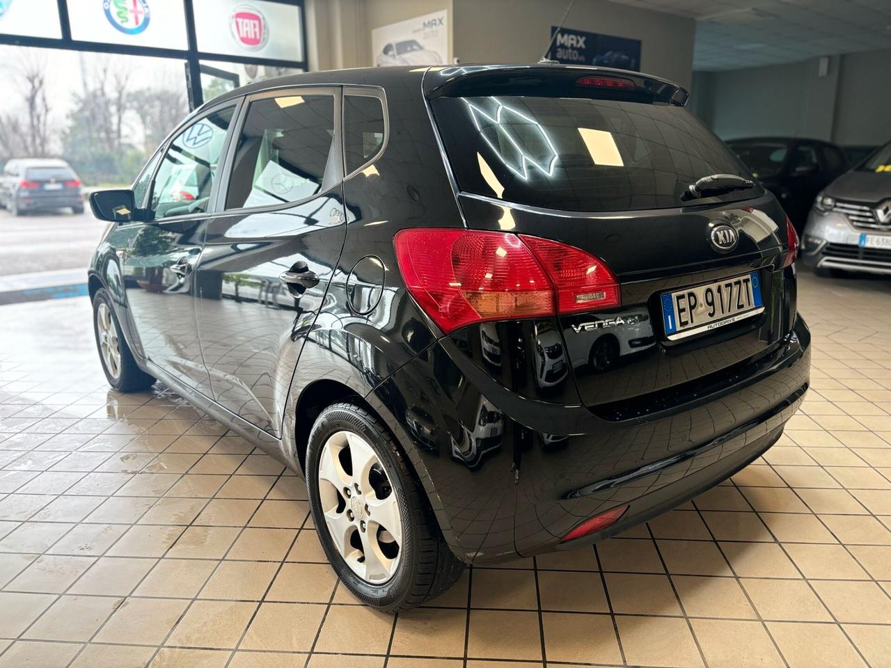 Kia Venga 1.4 GPL Cool