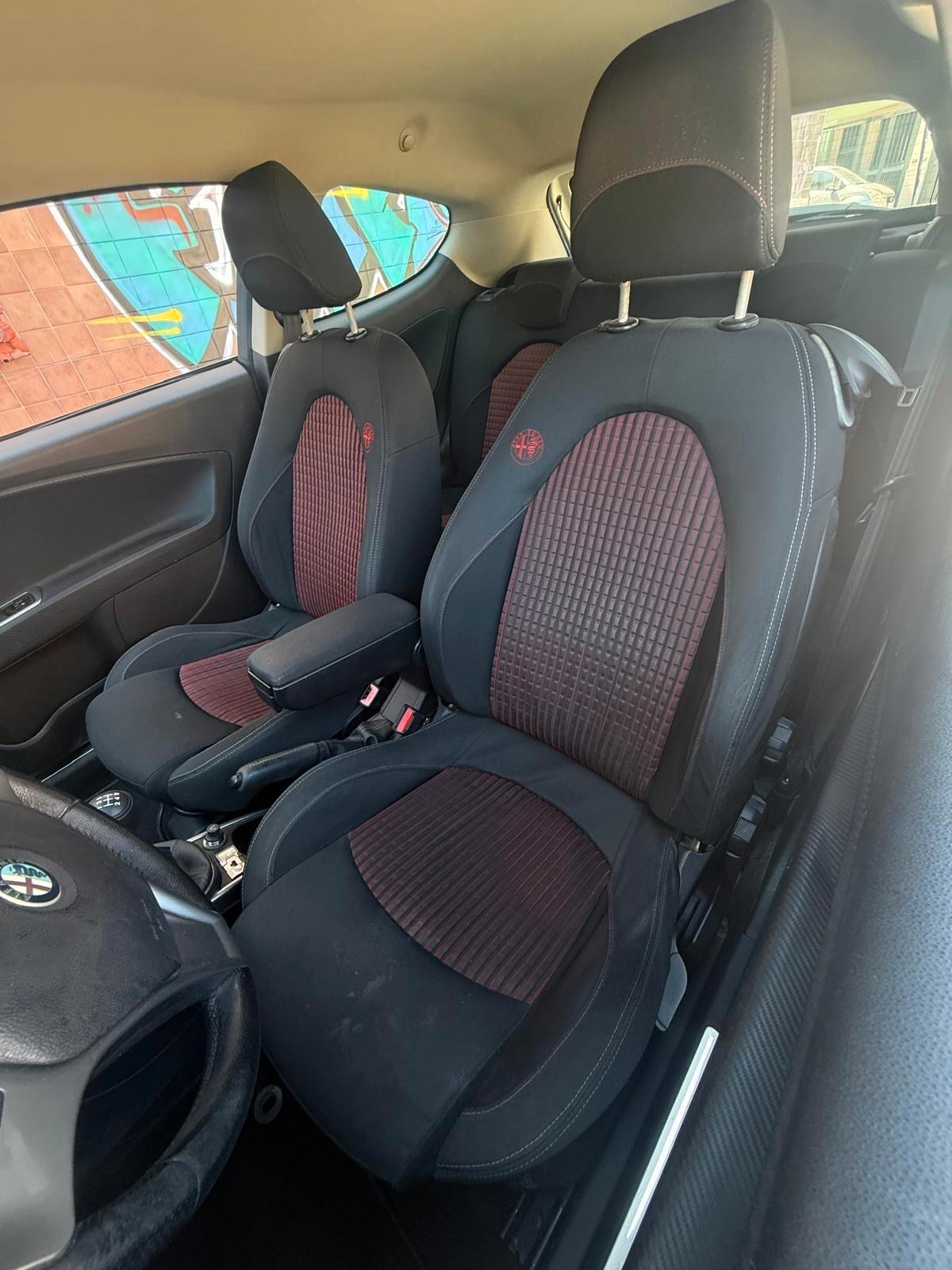 Alfa Romeo MiTo 1.4 T 120 CV GPL Distinctive Sport Pack