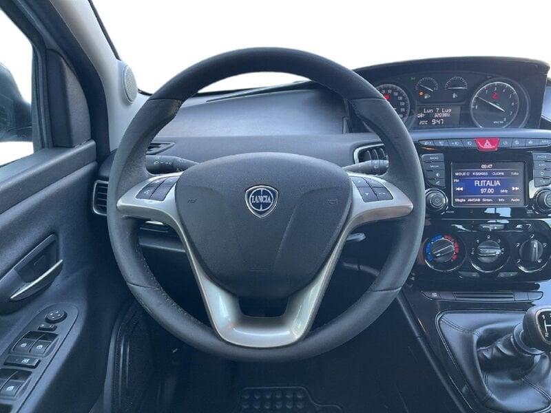 Lancia Ypsilon III 2015 1.0 hybrid Gold s&s 70cv