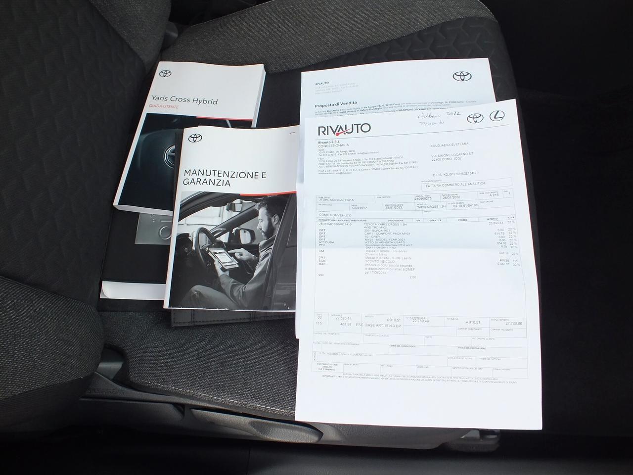 TOYOTA YARIS CROSS 1.5 HYBRID E-CVT 4X4