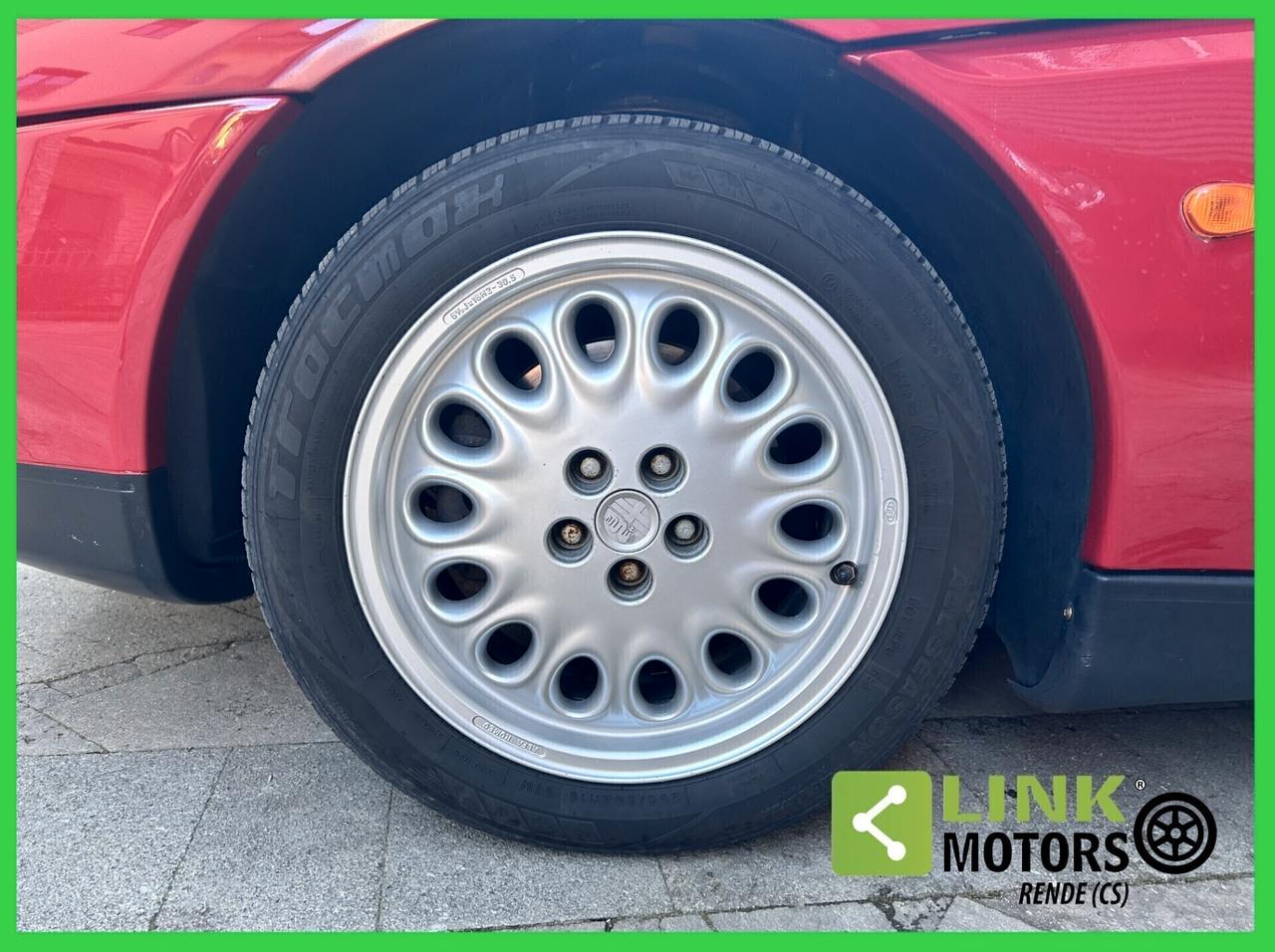 Alfa Romeo Spider 2.0i 16V Twin Spark cat 04/1995
