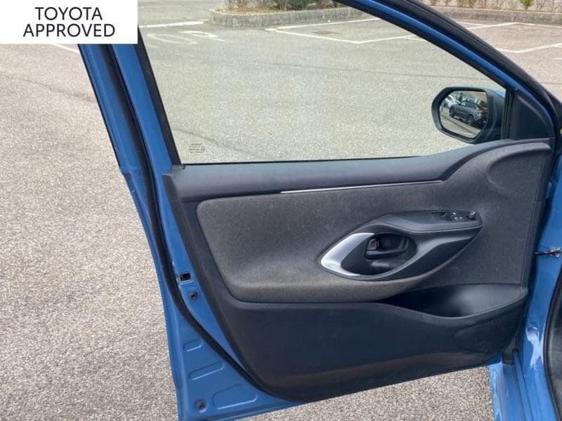 Toyota Yaris 1.5 HYBRID ACTIVE