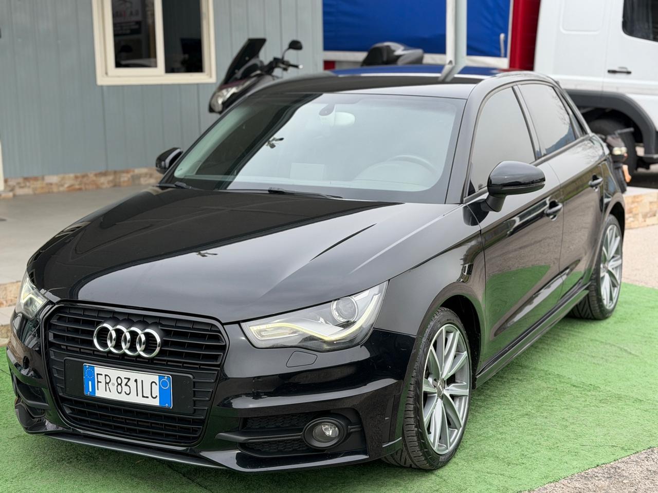 Audi A1 SPB 1.6 TDI S line 90Cavalli Neopatentati Garanzia