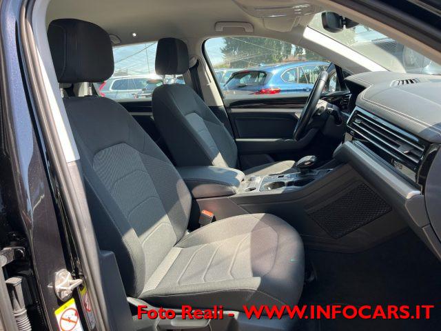 VOLKSWAGEN Touareg 3.0 V6 TDI SCR 231 cv PROMO !