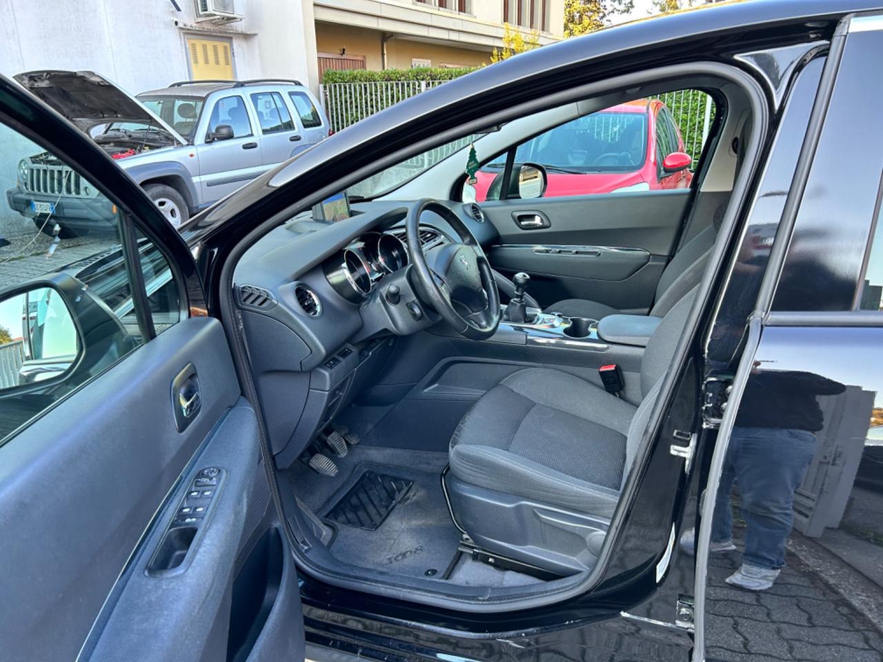 Peugeot 3008 GARANZIA 12 MESI 1.6 HDi CV115 ALLURE