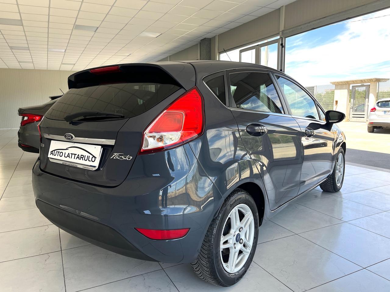 Ford Fiesta 1.5 TDCi 75CV 5 porte Titanium