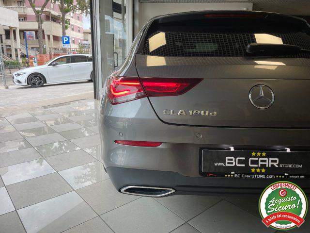 MERCEDES-BENZ CLA 180 d Aut. Shooting Brake *PACK LUCI*PELLE
