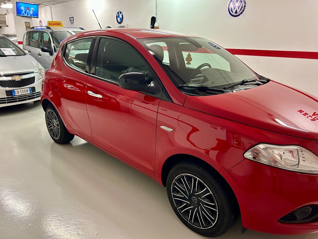 Lancia Ypsilon 1.2 69 CV 5 porte S&S Platinum