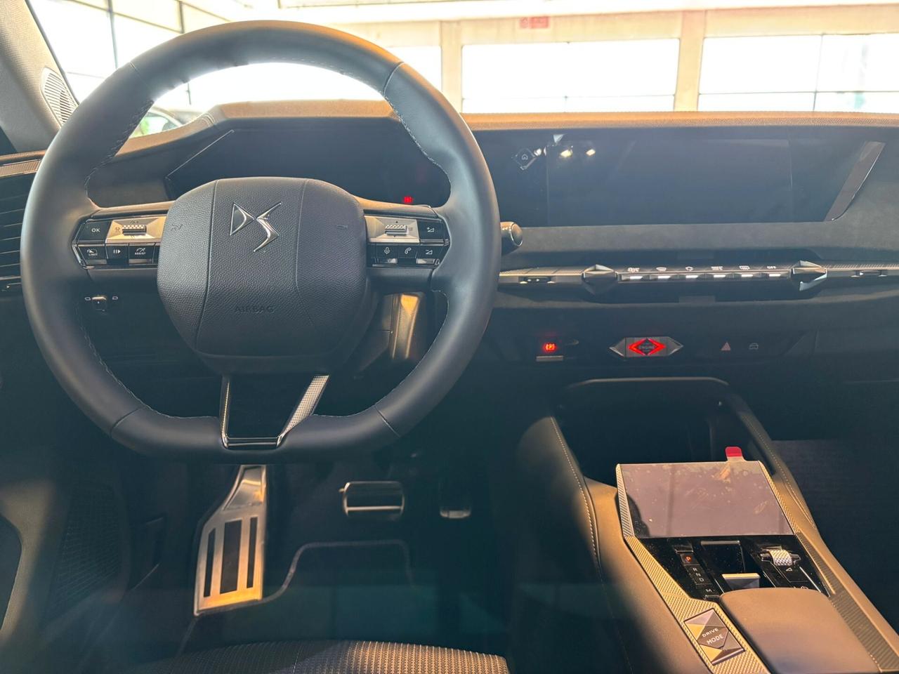 Ds DS4 Étoile Alcantara Hybrid 136 Aut. SPOTICAR