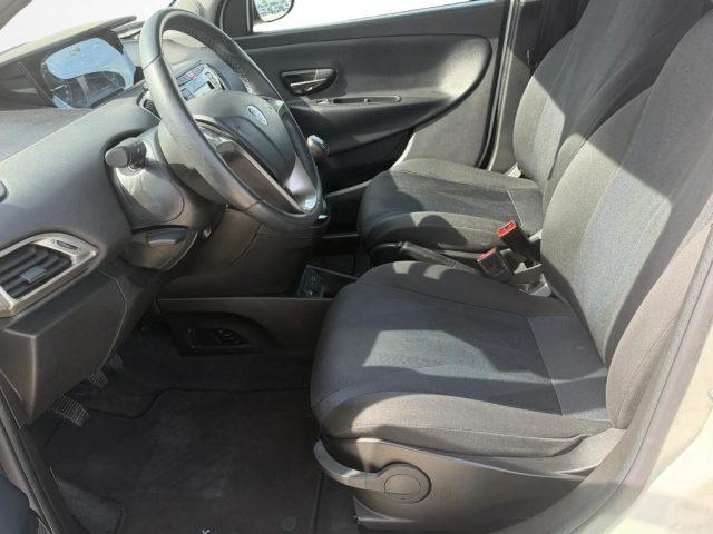 LANCIA Ypsilon 1.0 FireFly 5 porte S&S Hybrid Ecochic Gold