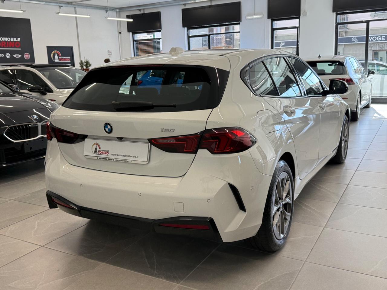 Bmw 120 48V 5p. BUSINESS