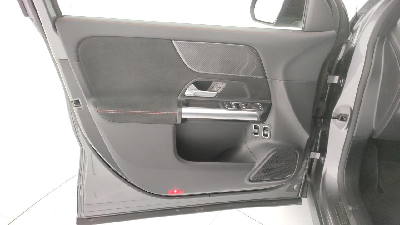 Mercedes-Benz GLA 250 e phev (eq-power) Premium auto