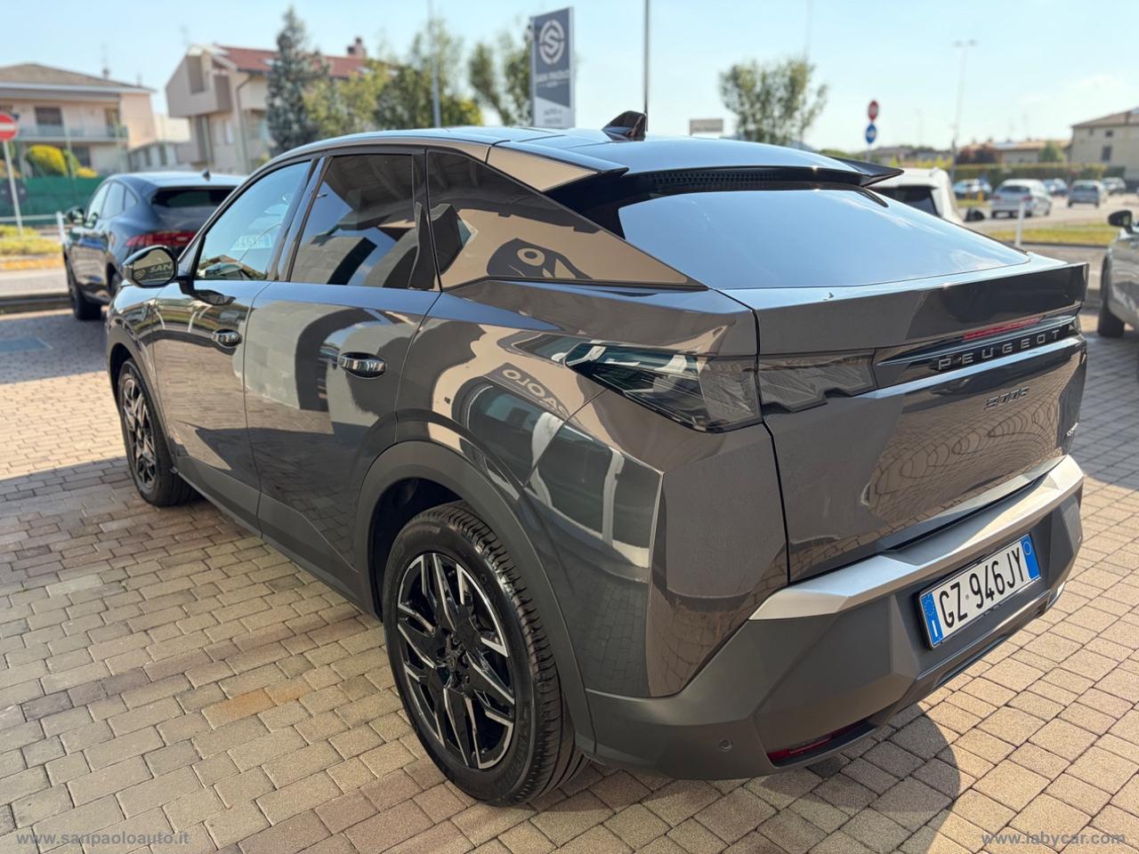 PEUGEOT 3008 Hybrid 136 e-DCS6 GT