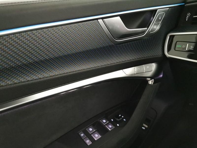 Audi A6 RS6 Avant 4.0 mhev performance quattro tiptronic