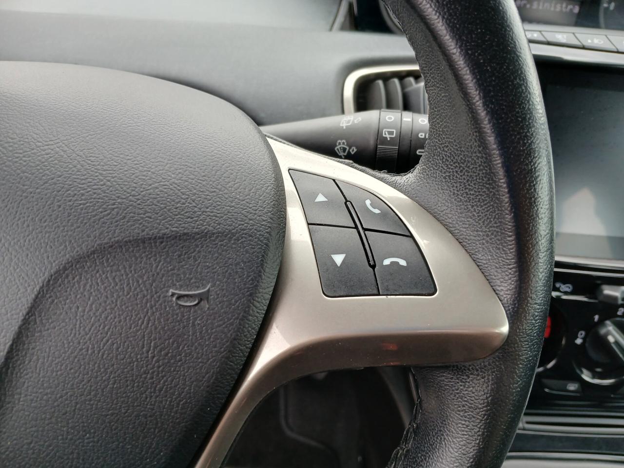Lancia Ypsilon 1.0 HYBRID GOLD 2023