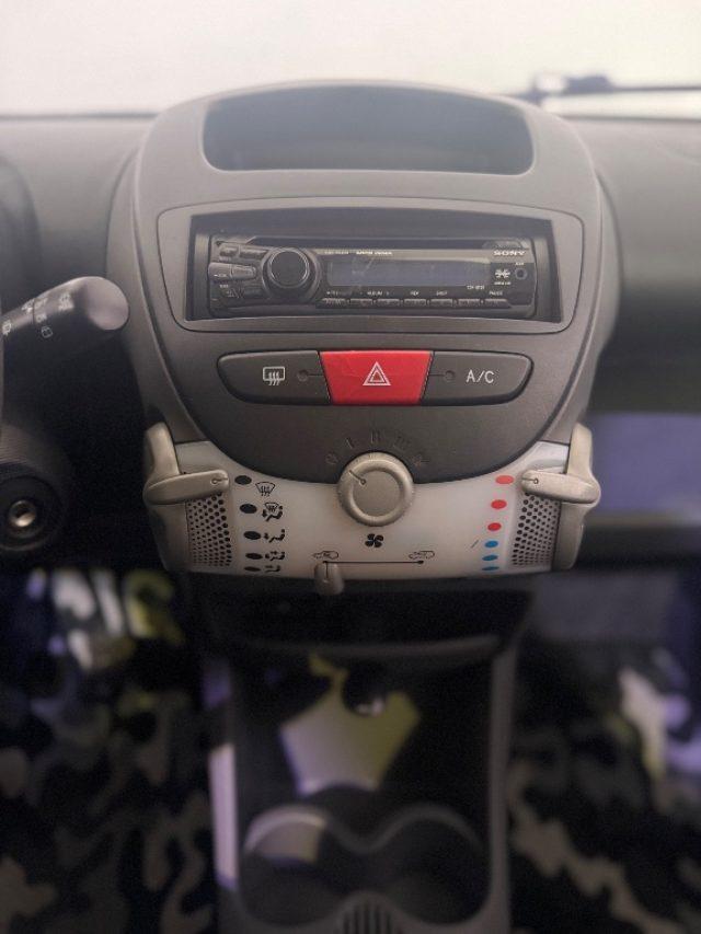 TOYOTA Aygo 1.0 12V VVT-i 5 porte Sol Red Edition