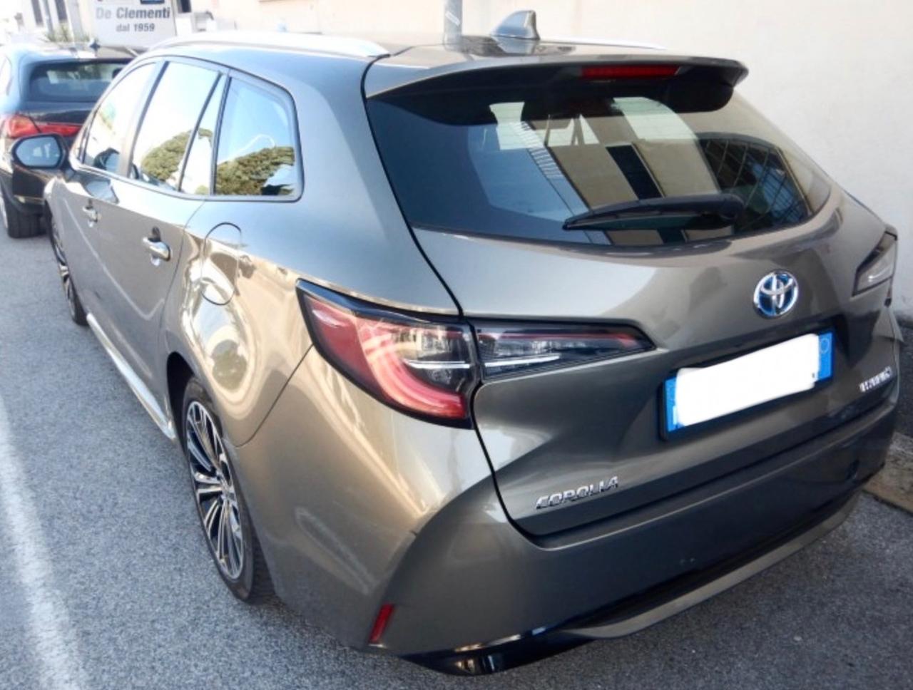 Toyota Corolla Touring Sports 2.0 Hybrid Business