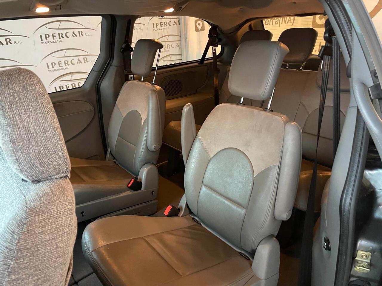 Chrysler Voyager Grand 2.8 CRD cat Limited Auto