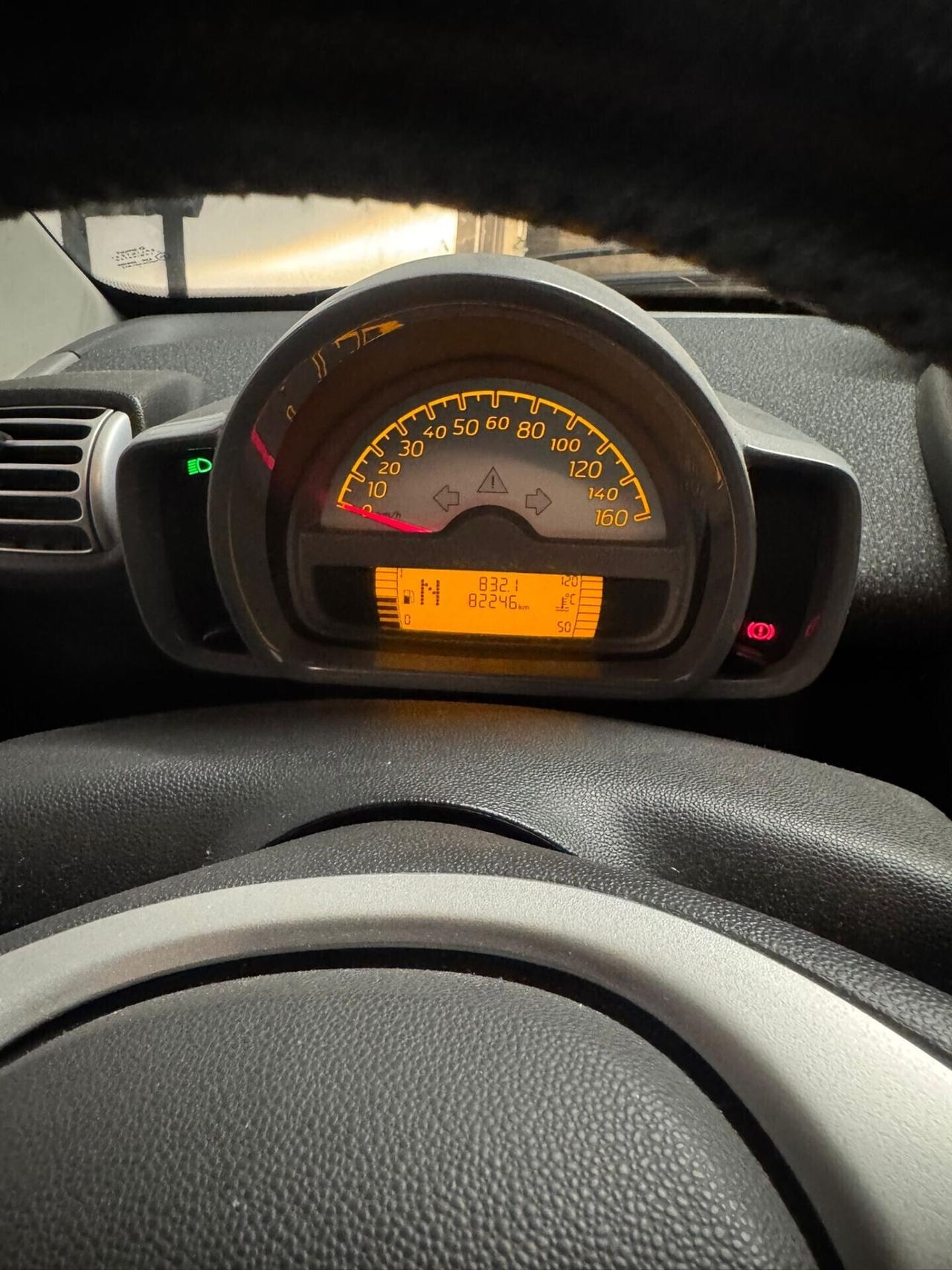 Smart ForTwo 1000 52 kW MHD motore revisionato e 12 mesi di garanzia